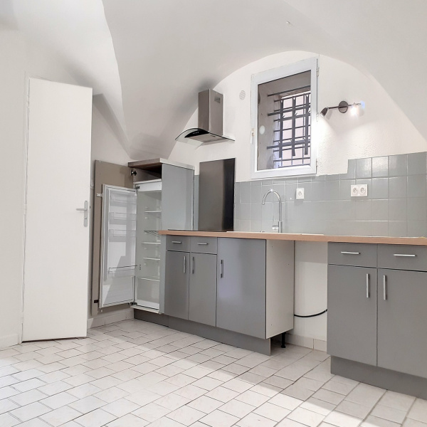 Offres de location Studio Nîmes 30900