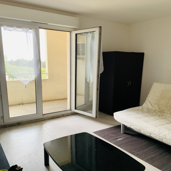 Offres de location Studio Nîmes 30900