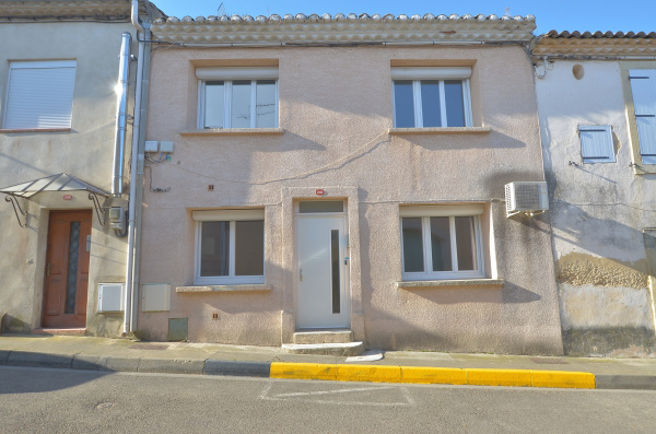 Offres de location Maison de village Vauvert 30600