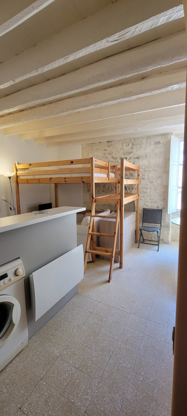 Offres de location Studio Arles 13200