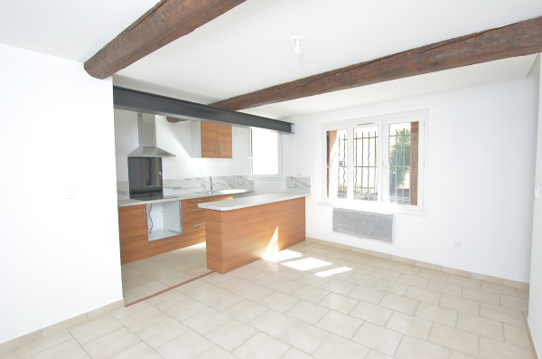 Offres de location Maison de village Générac 30510