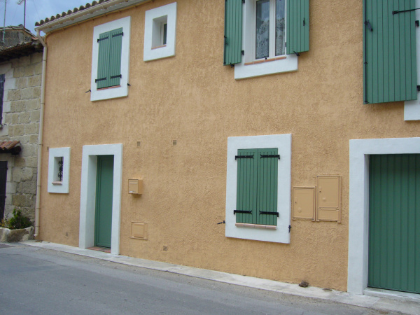 Offres de location Appartement Le Cailar 30740