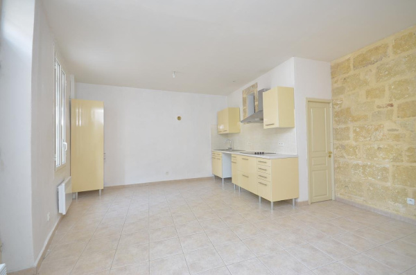 Offres de location Maison de village Vauvert 30600